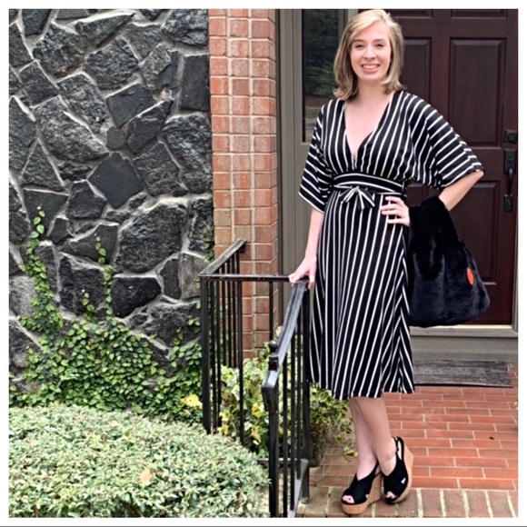 Black and white stripe plunging V neck midi dress - Picture 4 of 8